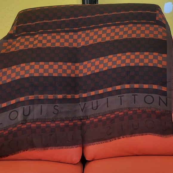 Louis Vuitton Red Checkered Chess Patterned Scarf 100% Silk. - Picture 4 of 8